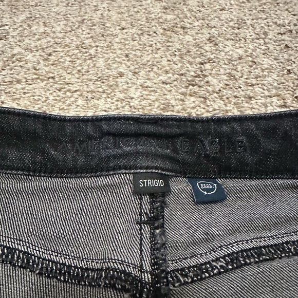 AE Strigid Mom Jean - Picture 6 of 8